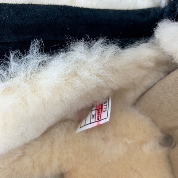 UGG Black Suede Loafers with Cream Lining - Picture 6 of 8